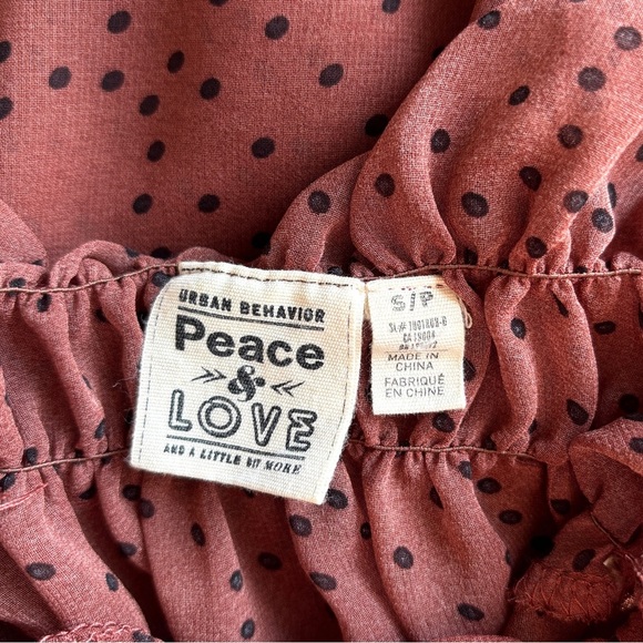 Urban Behavior Women's Small Sleeveless Top Sheer Polka Dot Ruffles Romantic - Picture 8 of 9